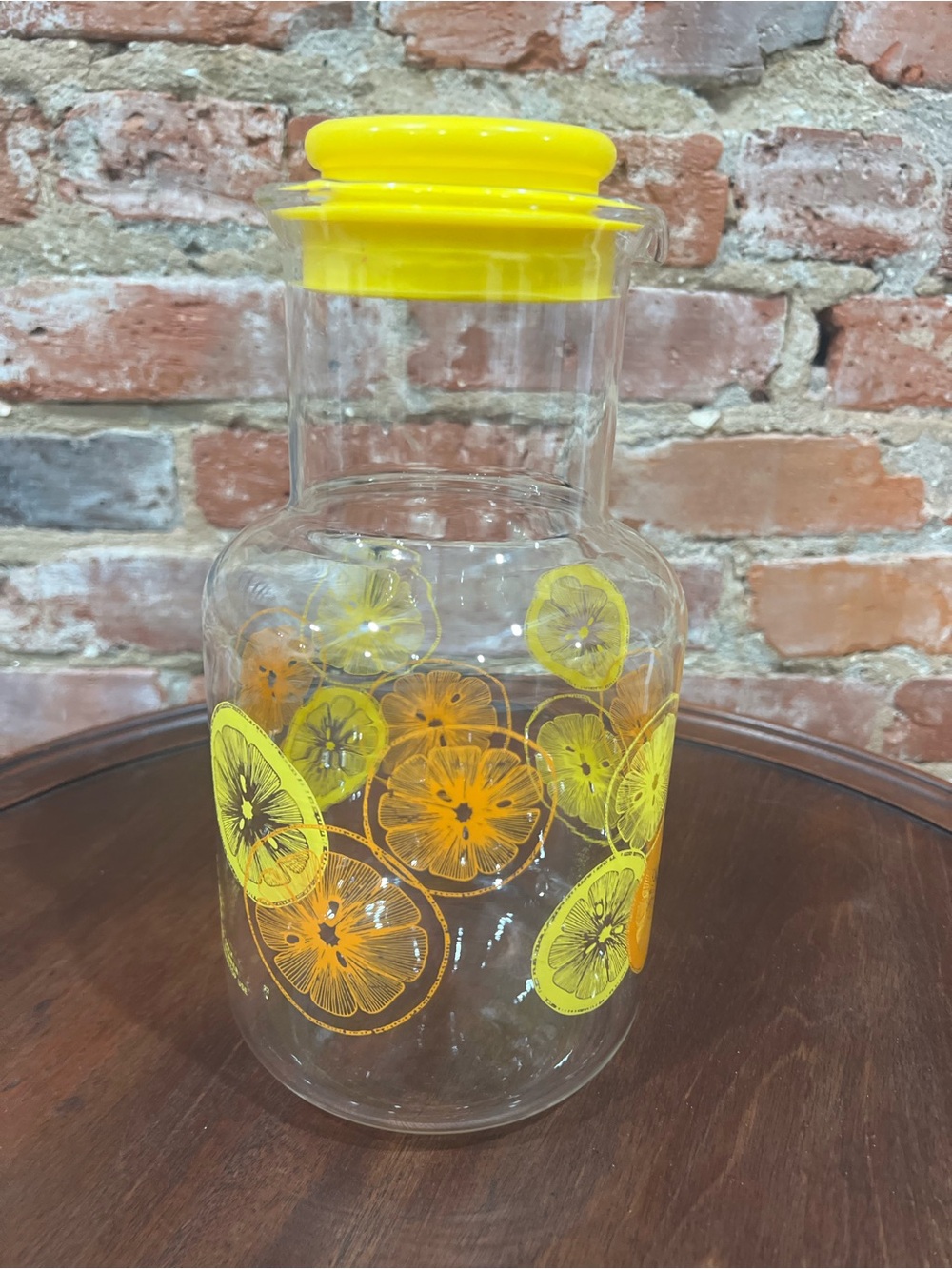 Vintage Pyrex 2 Quart Citrus Slices Glass Pitcher with Lid
